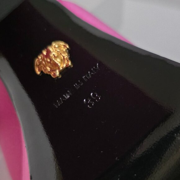 Versace Medusa Aevitas Satin Crystal-Embellished Platform Pumps - Picture 14 of 16